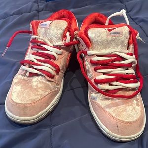 Used strange love dunks